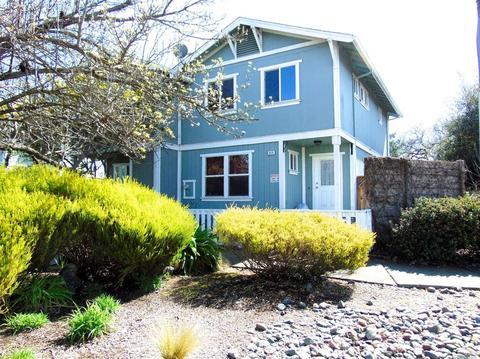 806 Twin Oaks Ln, Windsor, CA 95492 photo 1
