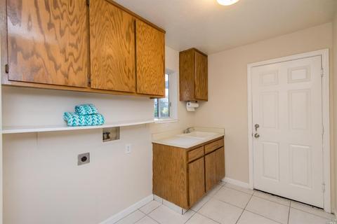 122 Nottingham Way, Windsor, CA 95492 photo 32