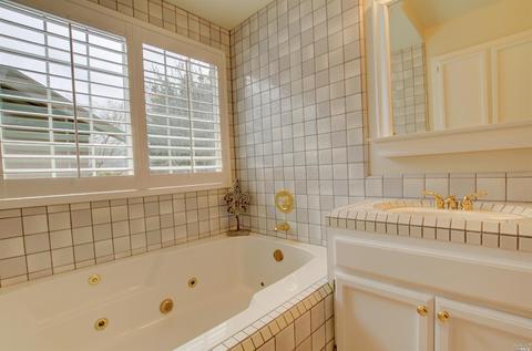 237 Chris St, Windsor, CA 95492 photo 21
