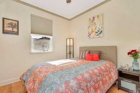 8212 Chanbord Ct, Vallejo, CA 94591 photo 13