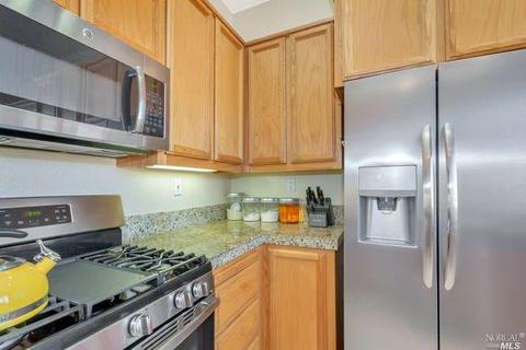 8212 Chanbord Ct, Vallejo, CA 94591 photo 7