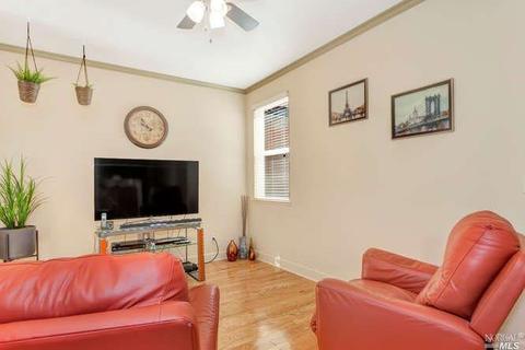 8212 Chanbord Ct, Vallejo, CA 94591 photo 16