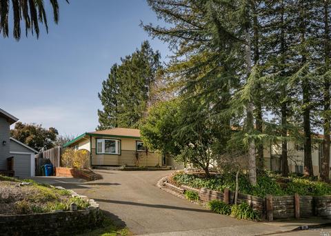 761 Cherry St, Petaluma, CA 94952 photo 1