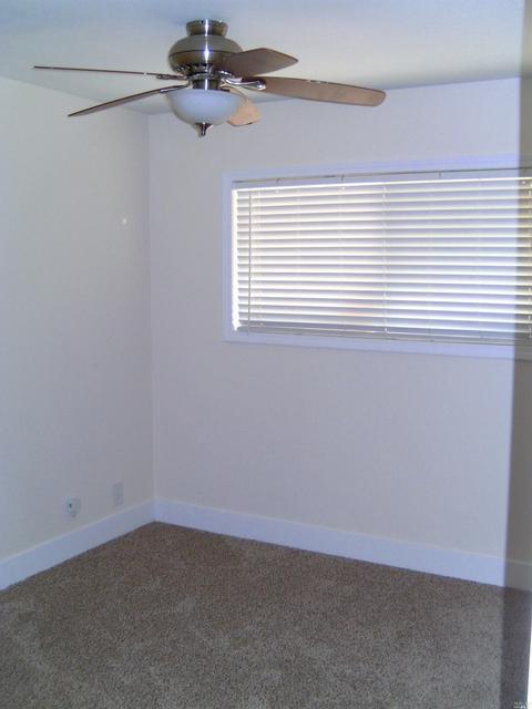2342 Flicker Ct, Fairfield, CA 94533 photo 9