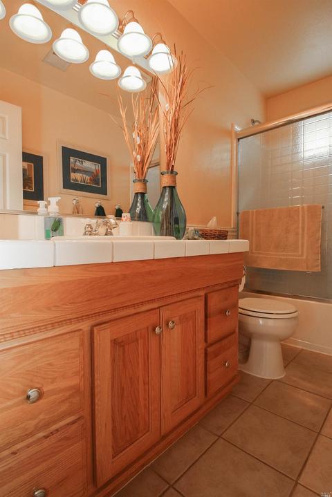 7682 Maverick Ln, Vacaville, CA 95688 photo 16