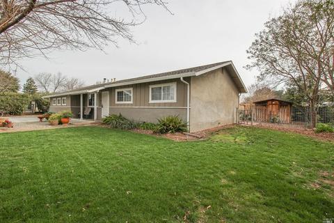 7682 Maverick Ln, Vacaville, CA 95688 photo 4