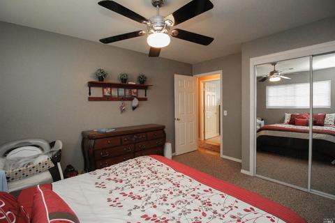 7682 Maverick Ln, Vacaville, CA 95688 photo 23