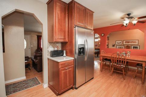 7682 Maverick Ln, Vacaville, CA 95688 photo 14