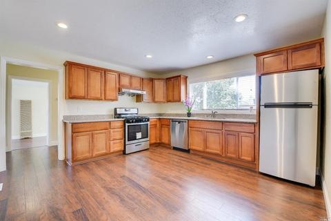 702 Sheridan St, Vallejo, CA 94590 photo 7