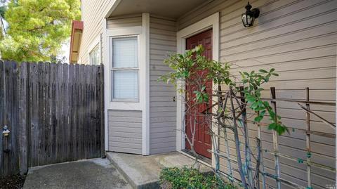 176 Buckskin Pl, Vallejo, CA 94591 photo 2