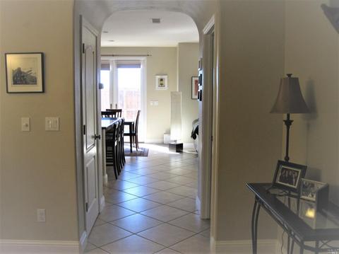 2361 White Dr, Fairfield, CA 94533 photo 6