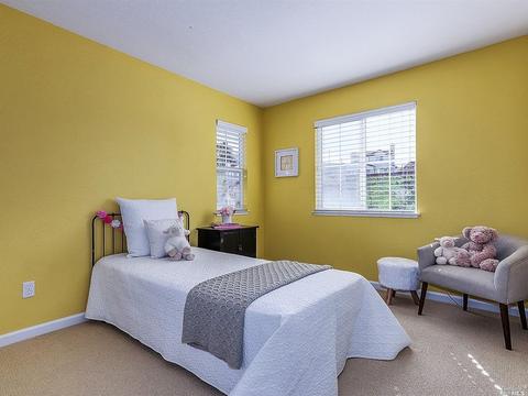 516 Valleyview Ct, Vallejo, CA 94591 photo 22