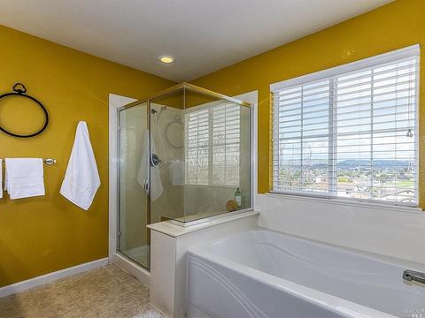 516 Valleyview Ct, Vallejo, CA 94591 photo 28