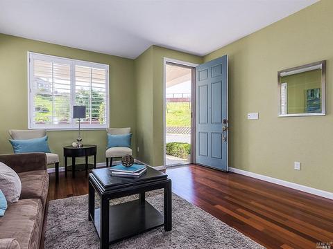 516 Valleyview Ct, Vallejo, CA 94591 photo 4