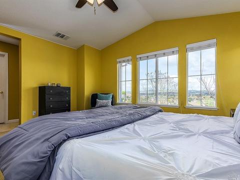 516 Valleyview Ct, Vallejo, CA 94591 photo 27