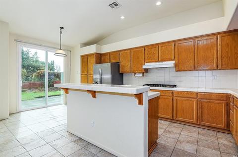 2769 Bent Tree Ct, Fairfield, CA 94534 photo 2