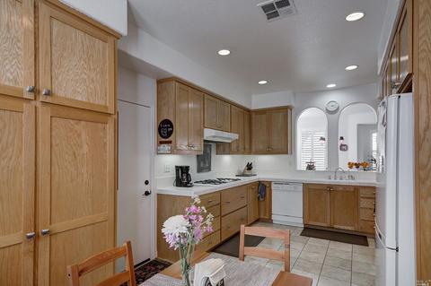 5047 Staghorn Dr, Vallejo, CA 94591 photo 13