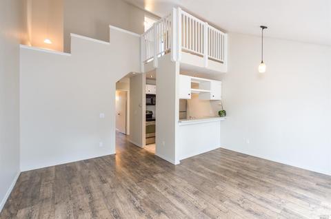112 Courtyards, Windsor, CA 95492 photo 4