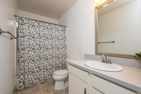 112 Courtyards, Windsor, CA 95492 photo 14