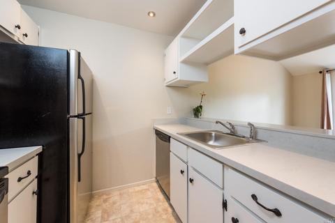 112 Courtyards, Windsor, CA 95492 photo 7