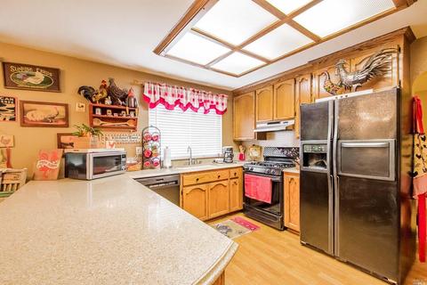 1884 Winston Ct, Fairfield, CA 94534 photo 5