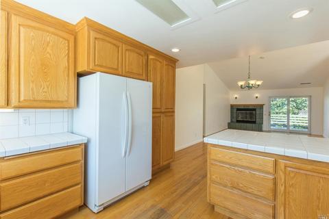 761 Creekview Pl, Windsor, CA 95492 photo 6