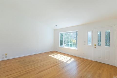 761 Creekview Pl, Windsor, CA 95492 photo 9