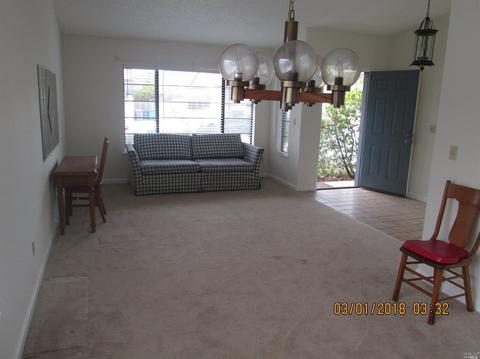 319 Dapple Dr, Vallejo, CA 94591 photo 8