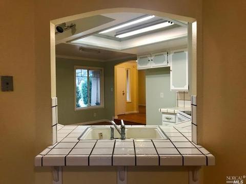 305 Notre Dame Dr, Vallejo, CA 94589 photo 6