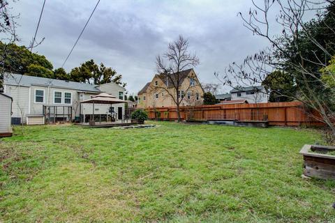 126 Viewmont Ave, Vallejo, CA 94590 photo 23