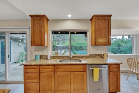 155 Salinas Dr, Vacaville, CA 95688 photo 20