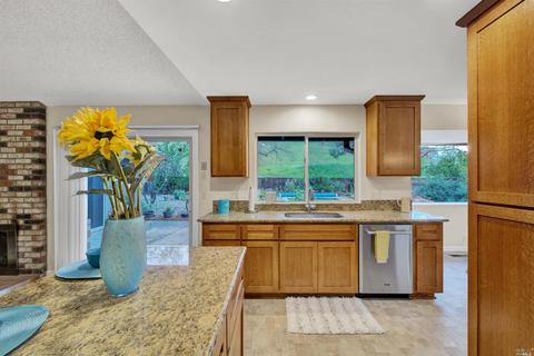 155 Salinas Dr, Vacaville, CA 95688 photo 23