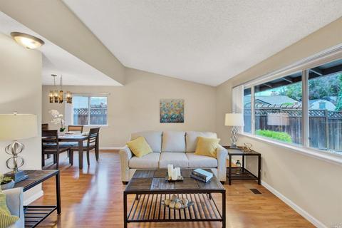 155 Salinas Dr, Vacaville, CA 95688 photo 10
