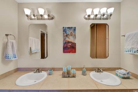 155 Salinas Dr, Vacaville, CA 95688 photo 32