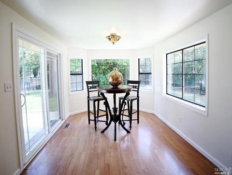 492 Dahlia St, Fairfield, CA 94533 photo 8