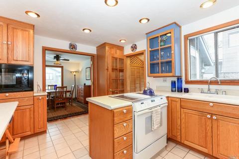 24 Ryan Ave, Mill Valley, CA 94941 photo 2