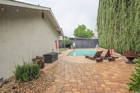 155 Georgetown Dr, Vacaville, CA 95687 photo 46