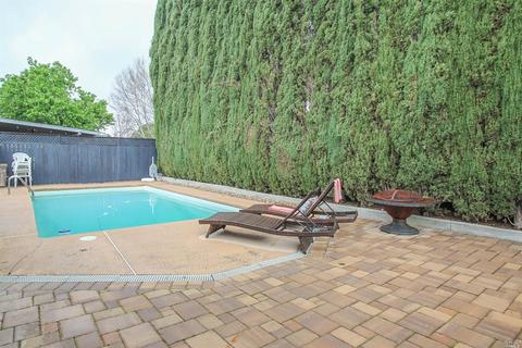 155 Georgetown Dr, Vacaville, CA 95687 photo 48