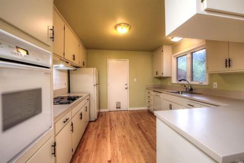 44 Cypress Ave, Mill Valley, CA 94941 photo 4