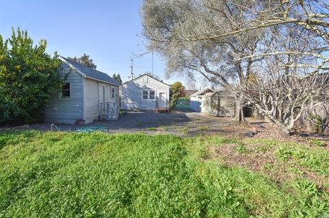 1671 G St, Napa, CA 94559 photo 3