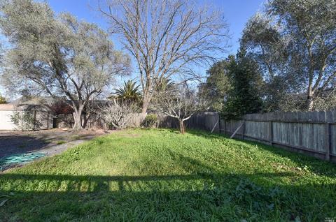 1671 G St, Napa, CA 94559 photo 2