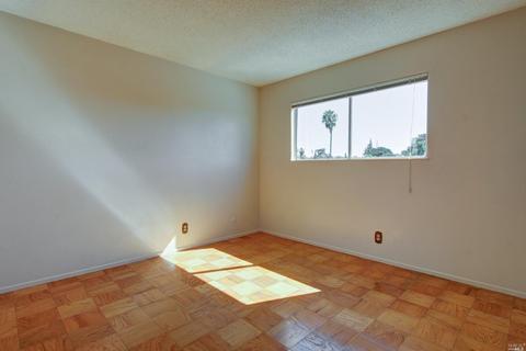 106 Princeton Ave, Vallejo, CA 94589 photo 21