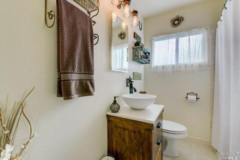 551 Del Mar Ave, Vallejo, CA 94589 photo 14