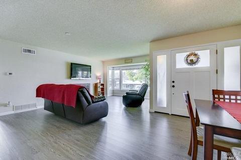 551 Del Mar Ave, Vallejo, CA 94589 photo 5