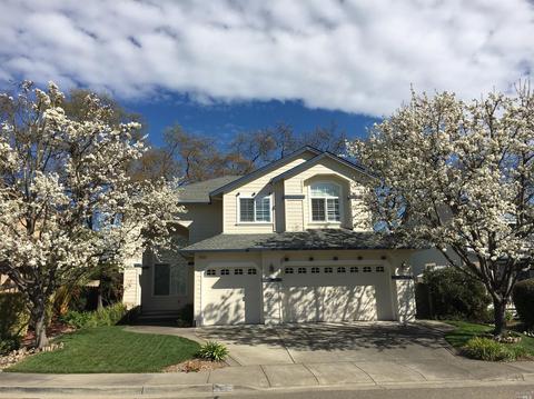 8820 Holly Leaf Dr, Windsor, CA 95492 photo 1