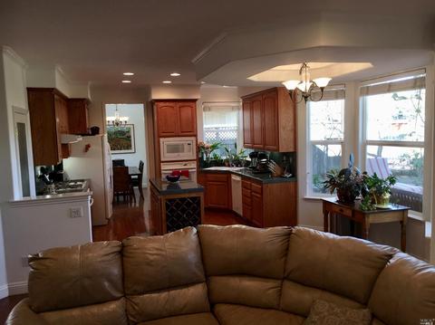 8820 Holly Leaf Dr, Windsor, CA 95492 photo 13