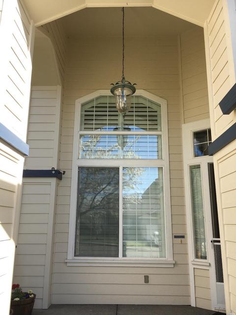 8820 Holly Leaf Dr, Windsor, CA 95492 photo 2