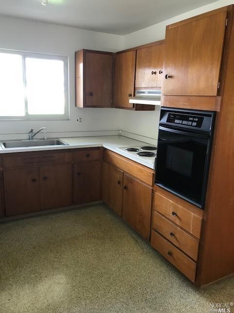 225 E Pacific Ave, Fairfield, CA 94533 photo 2
