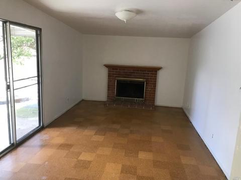 225 E Pacific Ave, Fairfield, CA 94533 photo 5