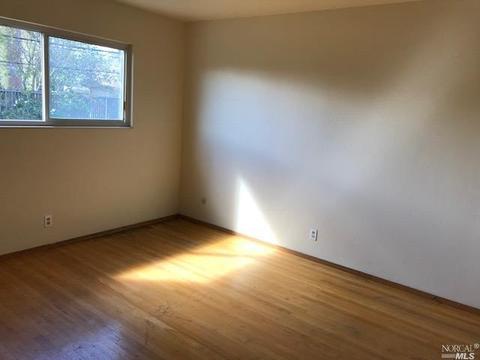 225 E Pacific Ave, Fairfield, CA 94533 photo 9